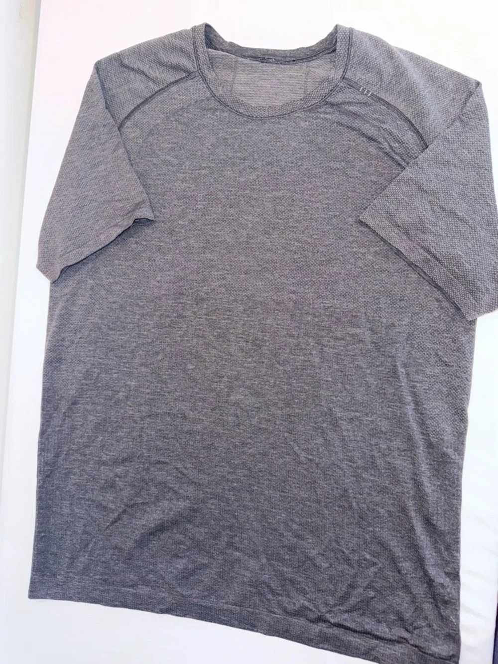 Lululemon Women Short Sleeve Performance Swiftly Short Sleeve T-Shirt Size 8 /M